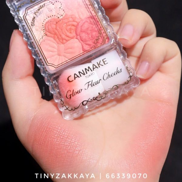 CANMAKE Glow Fleur Cheek 花瓣胭脂 13 2